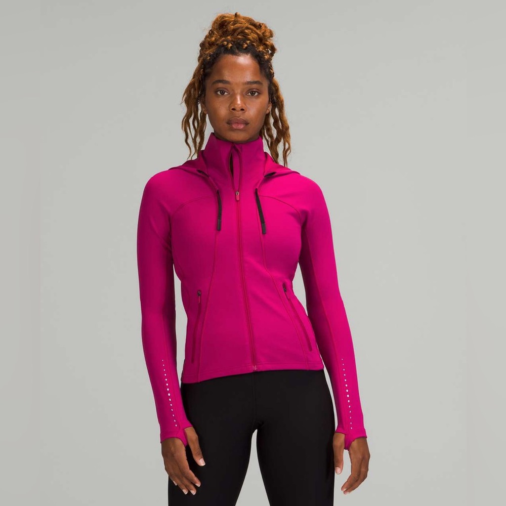 Lululemon Rain Repellent Running Jacket, Wild Berry, Size 4 Great Condition - Picture 3 of 8